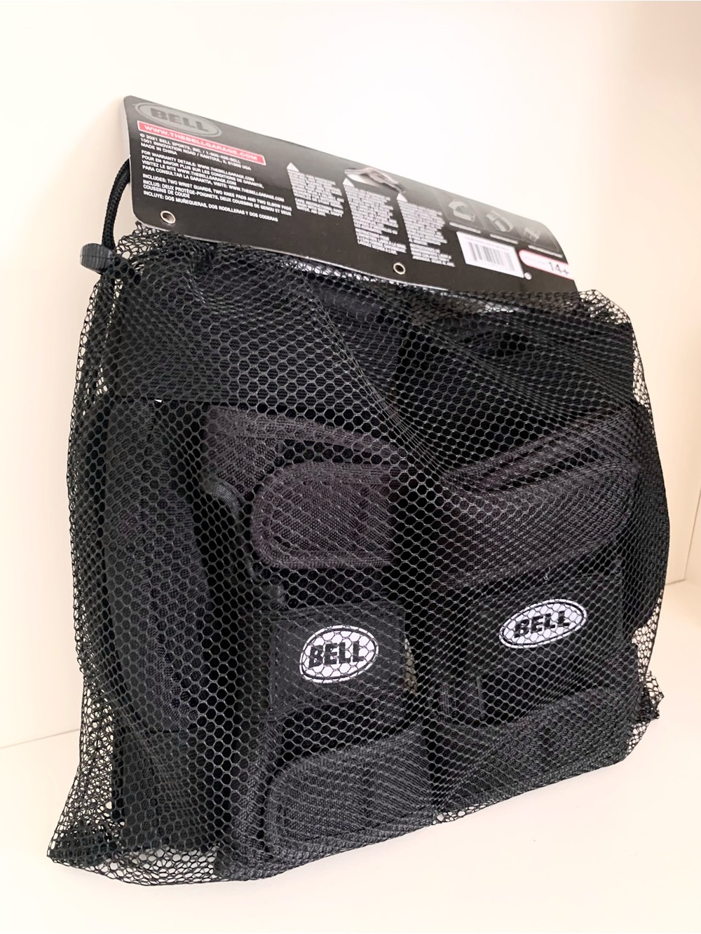 BELL Black Pad Set - Wrist, Knee & Elbow Guards - Picture 5 of 16